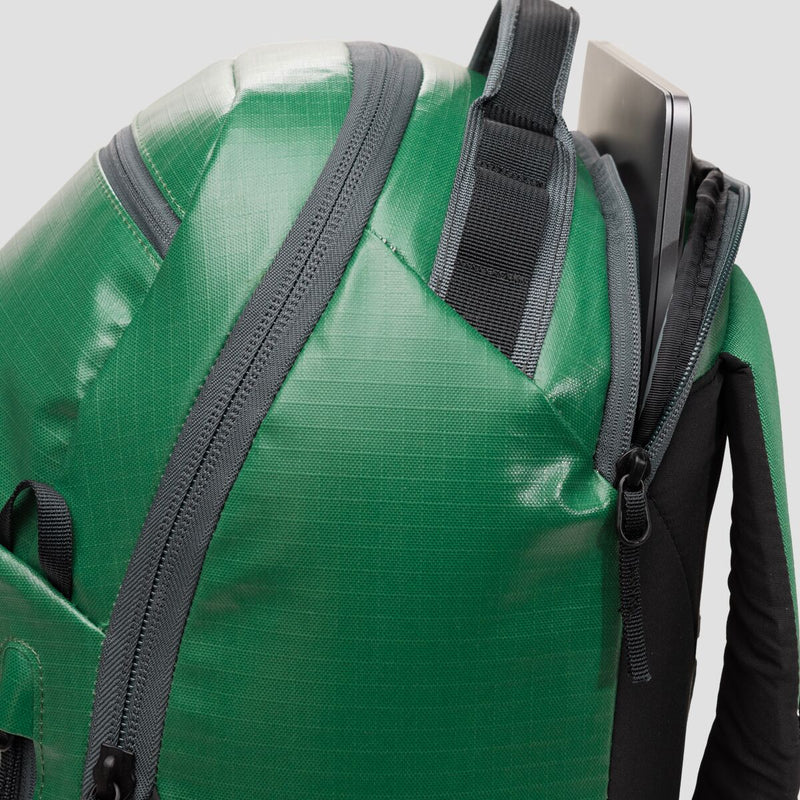 Gearhead Green